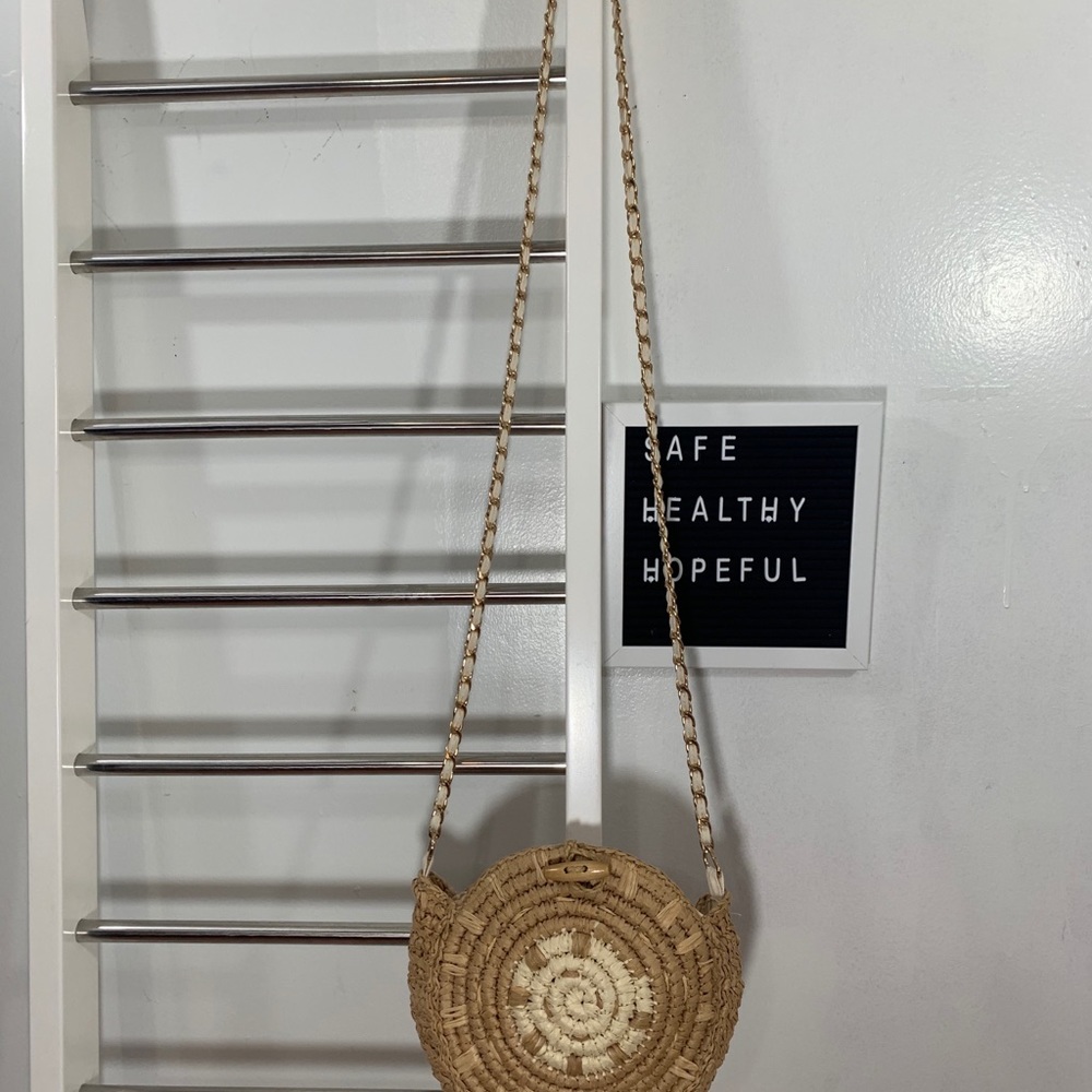 INC International Concepts Round Straw Crossbody Bag - Picture 4 of 7